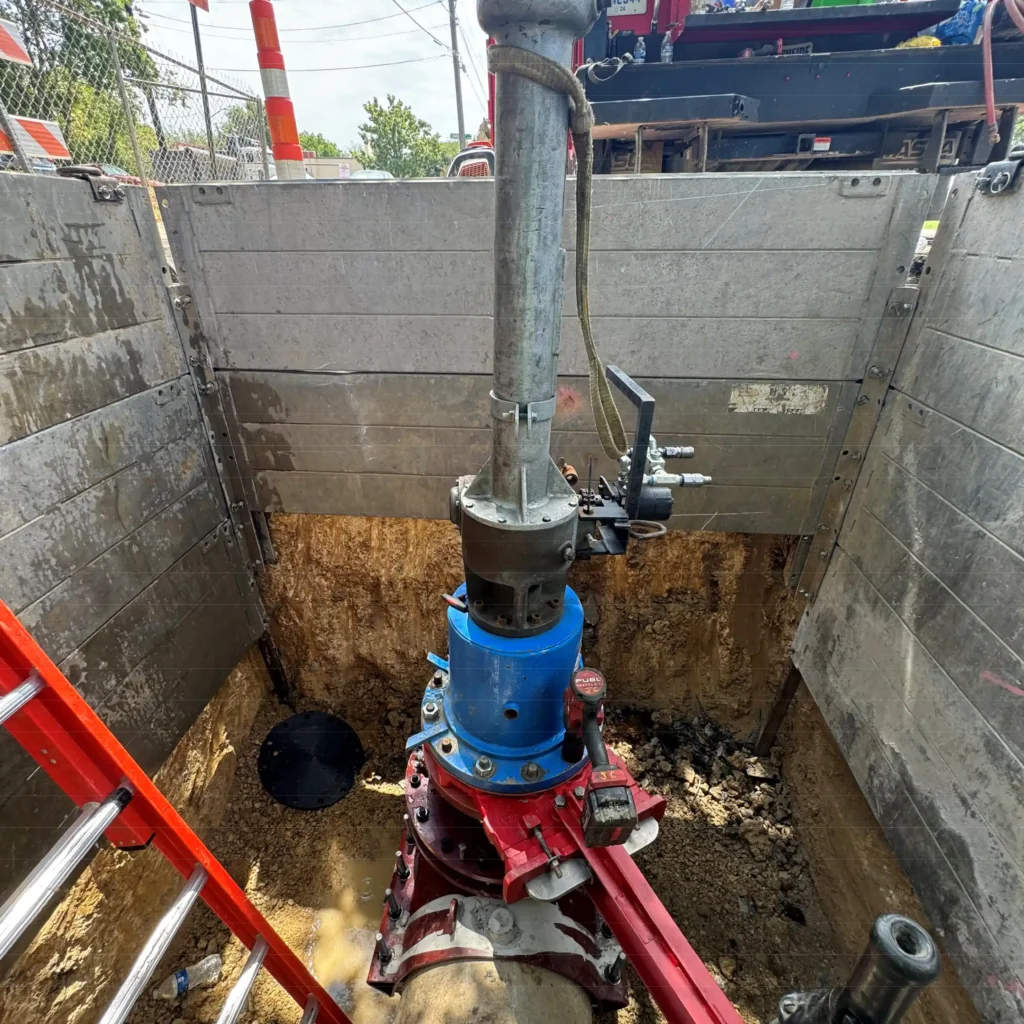 The line stop machine going to work on the section of b303 pipe under the line stop fitting we installed. 